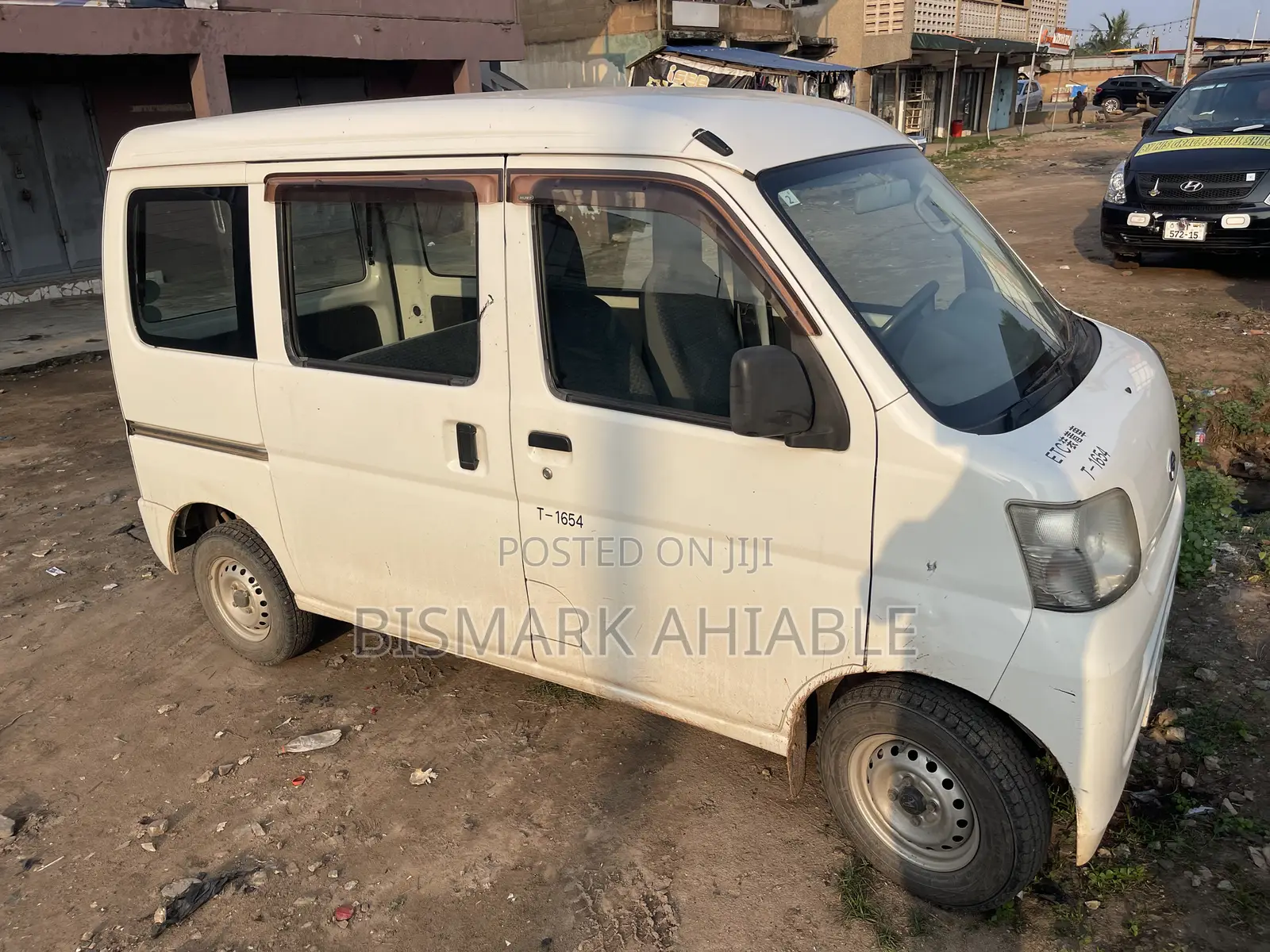 Daihatsu Hijet 2010 White