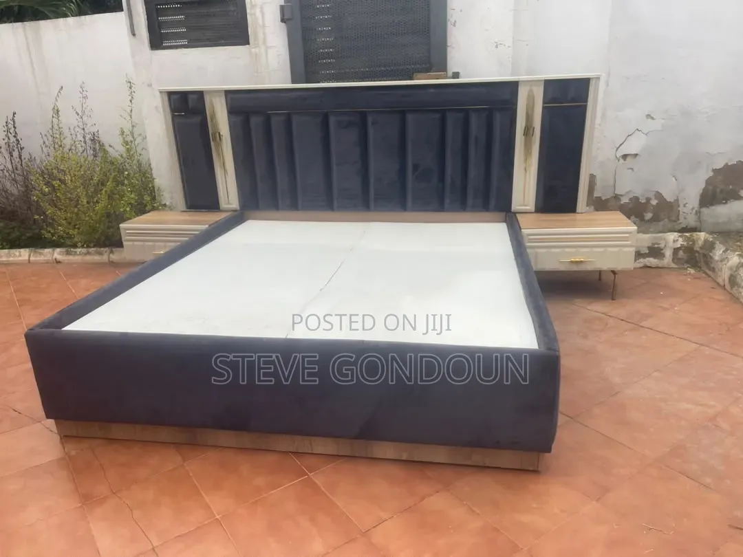 Complete Bed Set With Storage Unit