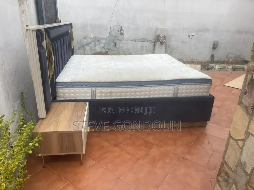 Complete Bed Set With Storage Unit