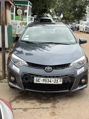 Toyota Corolla 2016 Gray