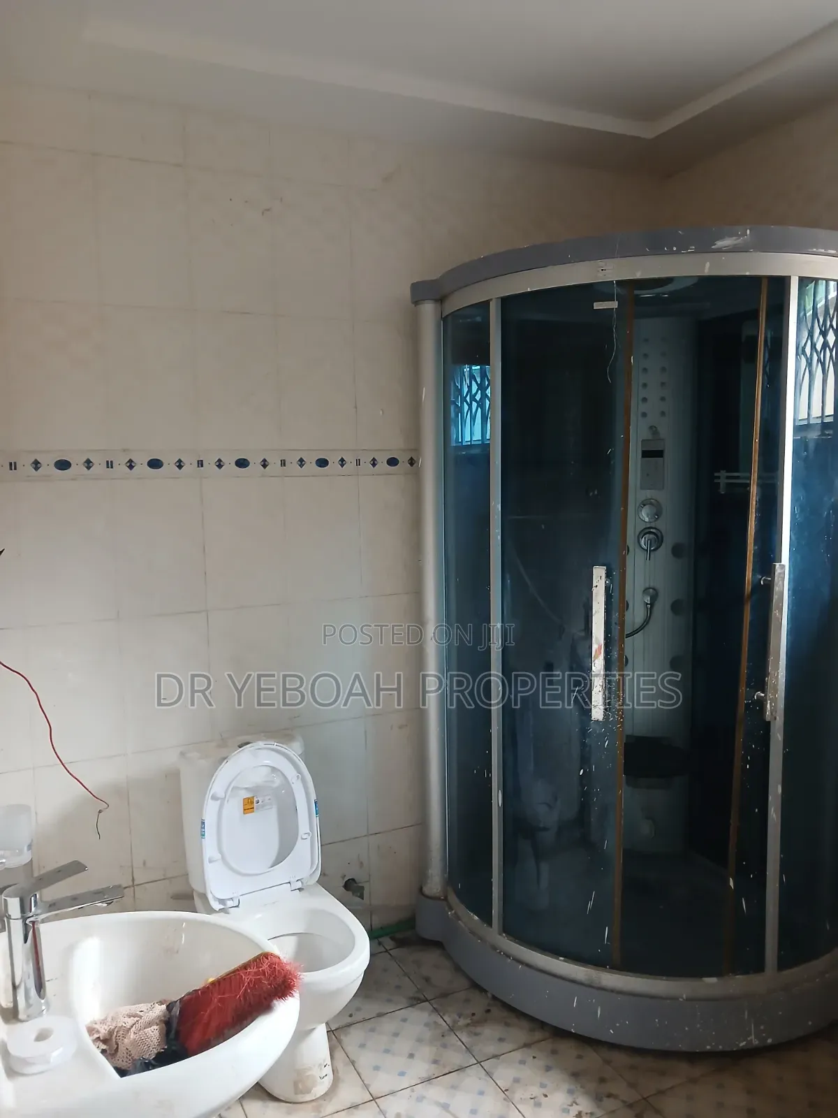 5bdrm House in Spintex Manet , Accra Metropolitan for rent