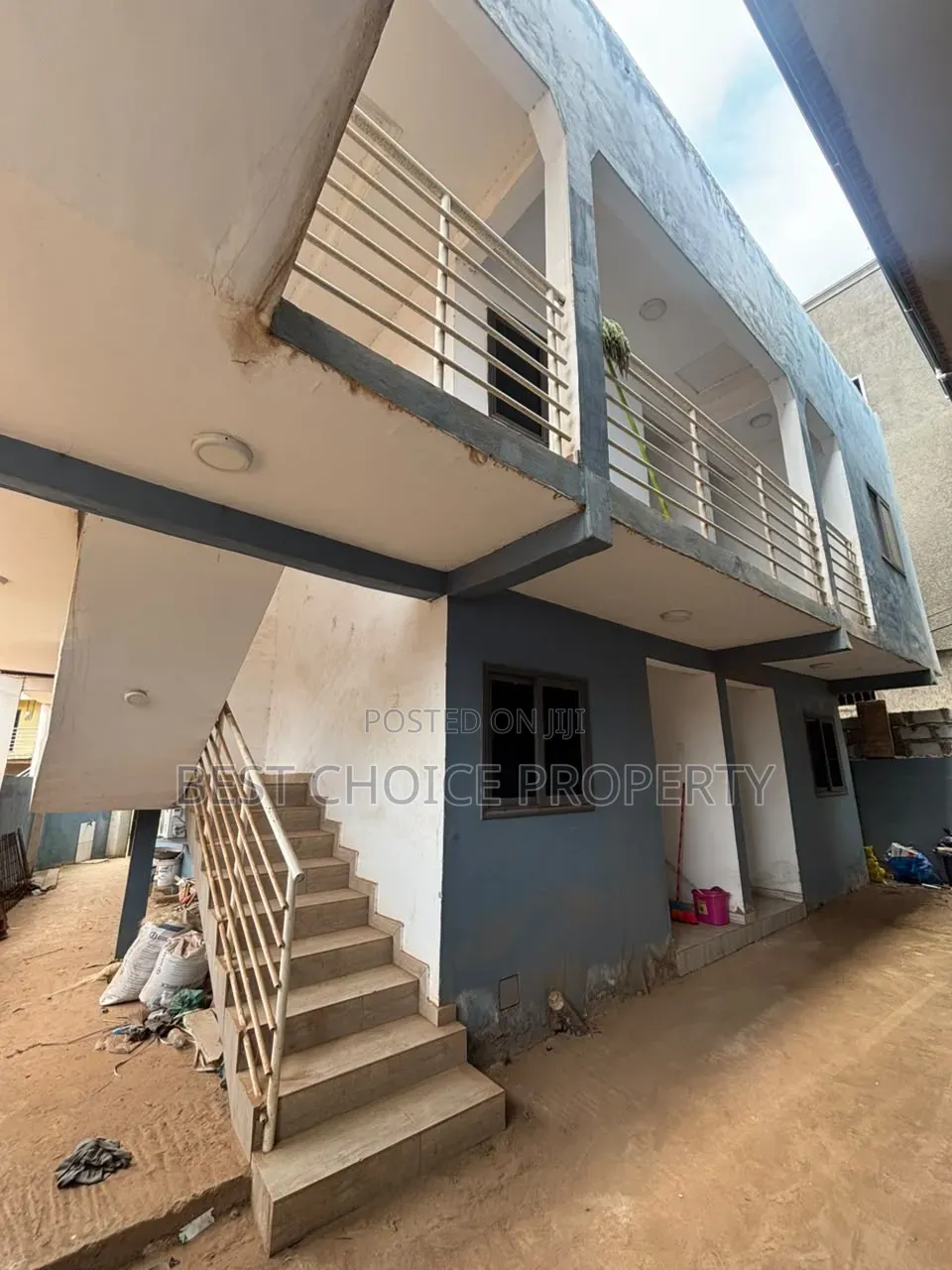 2bdrm Apartment in Lakeside for rent