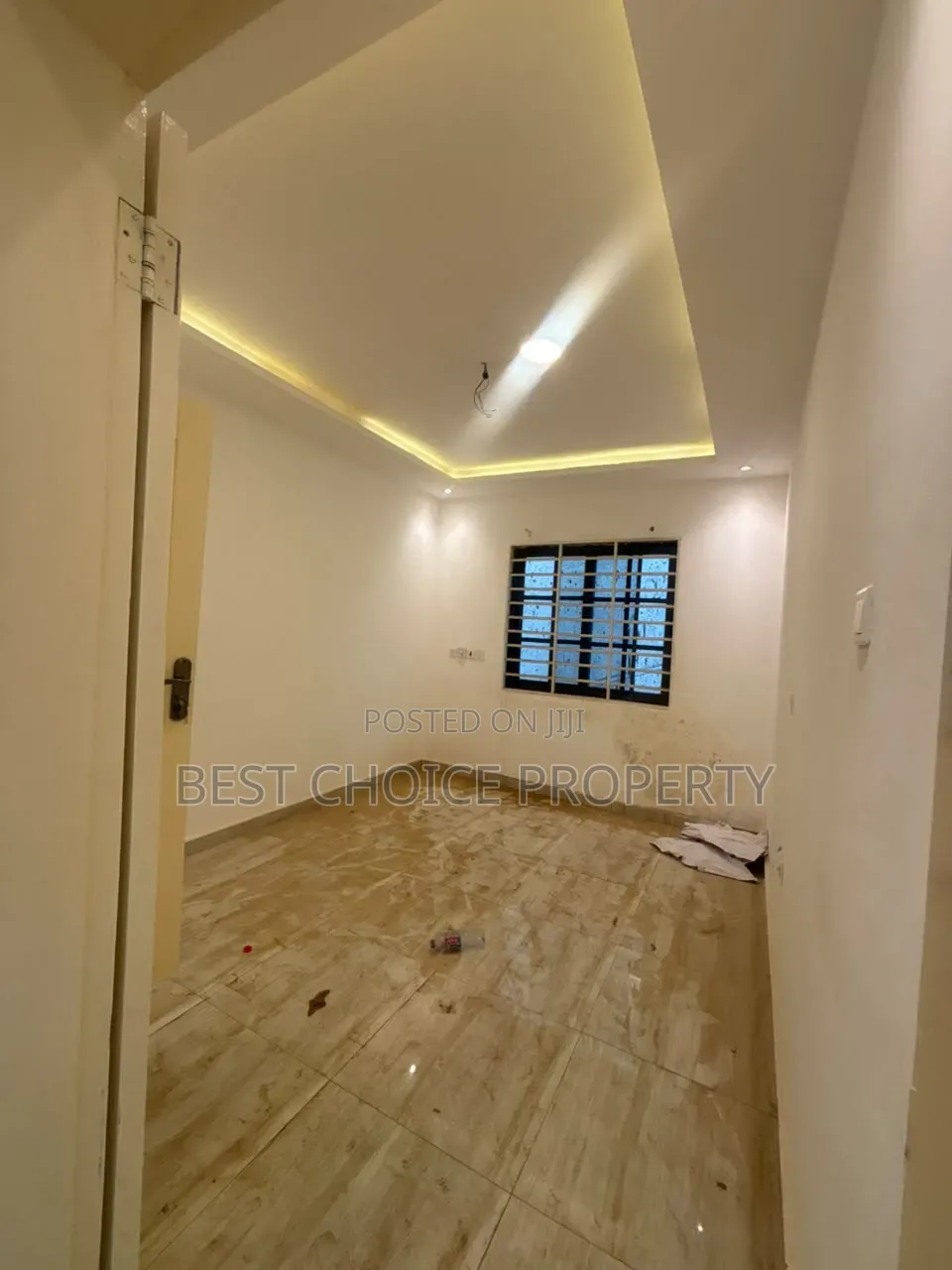 2bdrm Apartment in Lakeside for rent