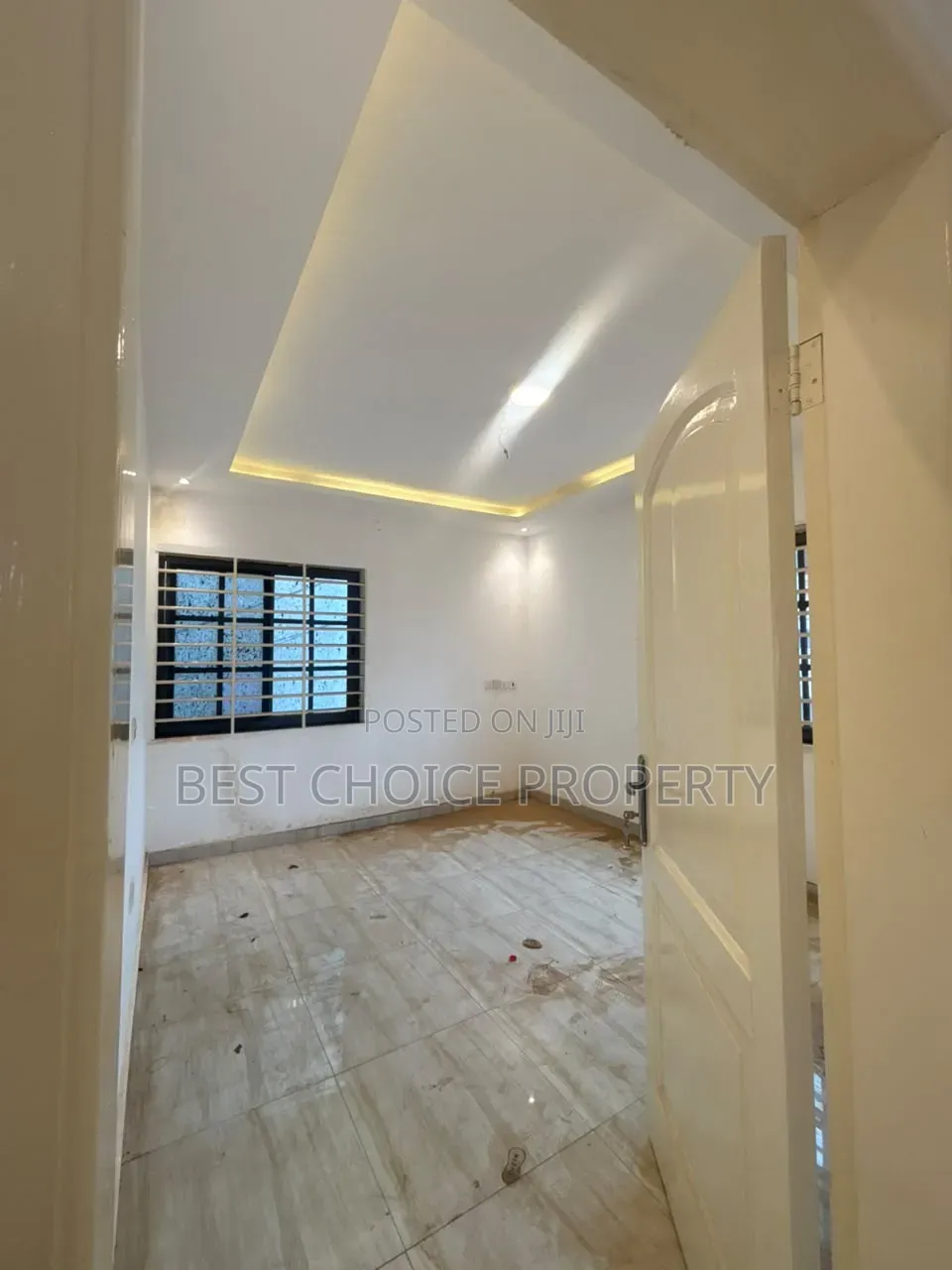 2bdrm Apartment in Lakeside for rent
