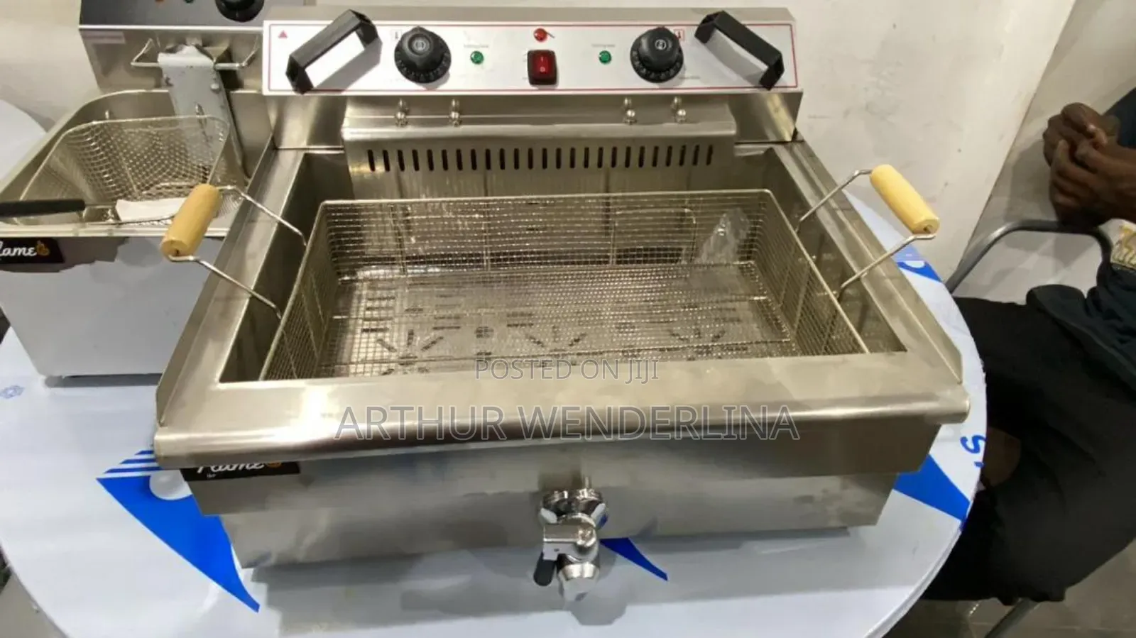 10L + 10L Table Top Commercial Double Deep Fryer for Restaurants Etc.
