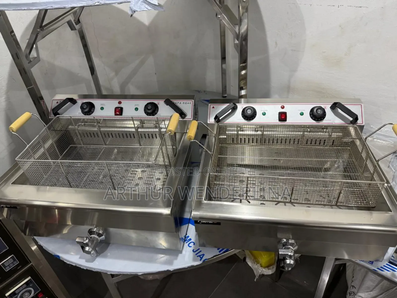 10L + 10L Table Top Commercial Double Deep Fryer for Restaurants Etc.