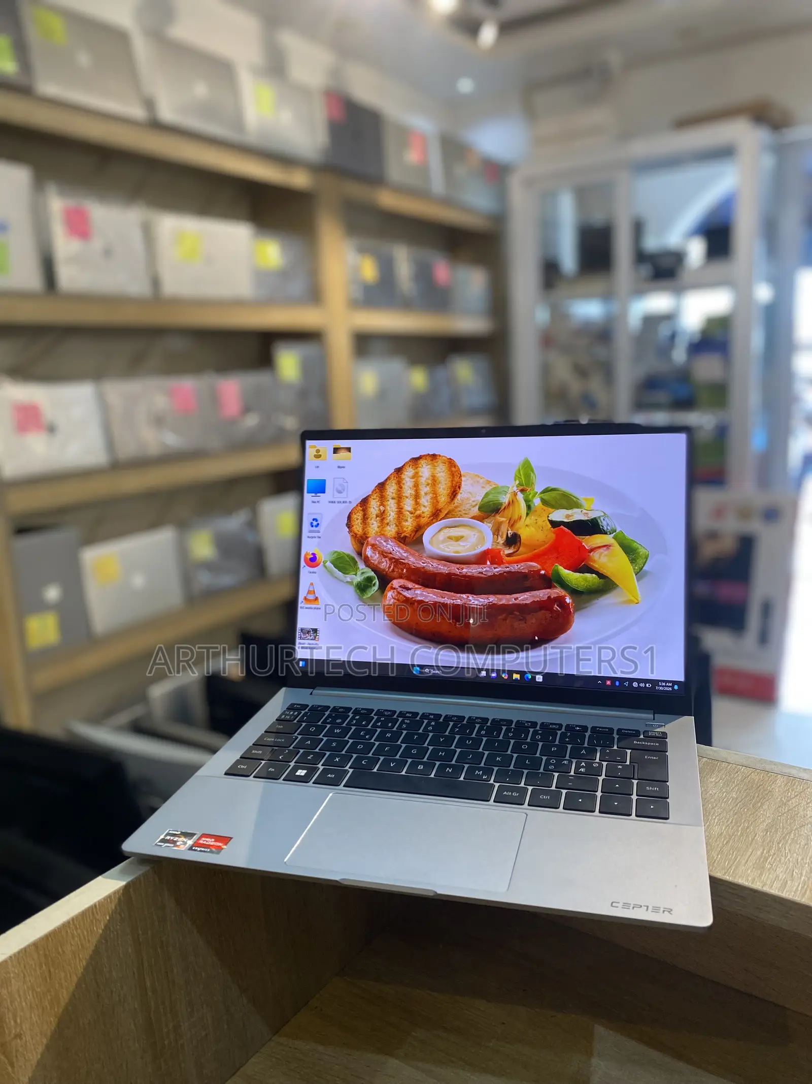 Laptop 16GB AMD Ryzen 5 SSD 512GB