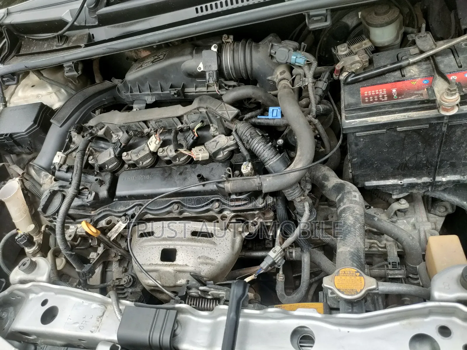 Toyota Vitz 1.3 FWD 5dr 2013 Silver