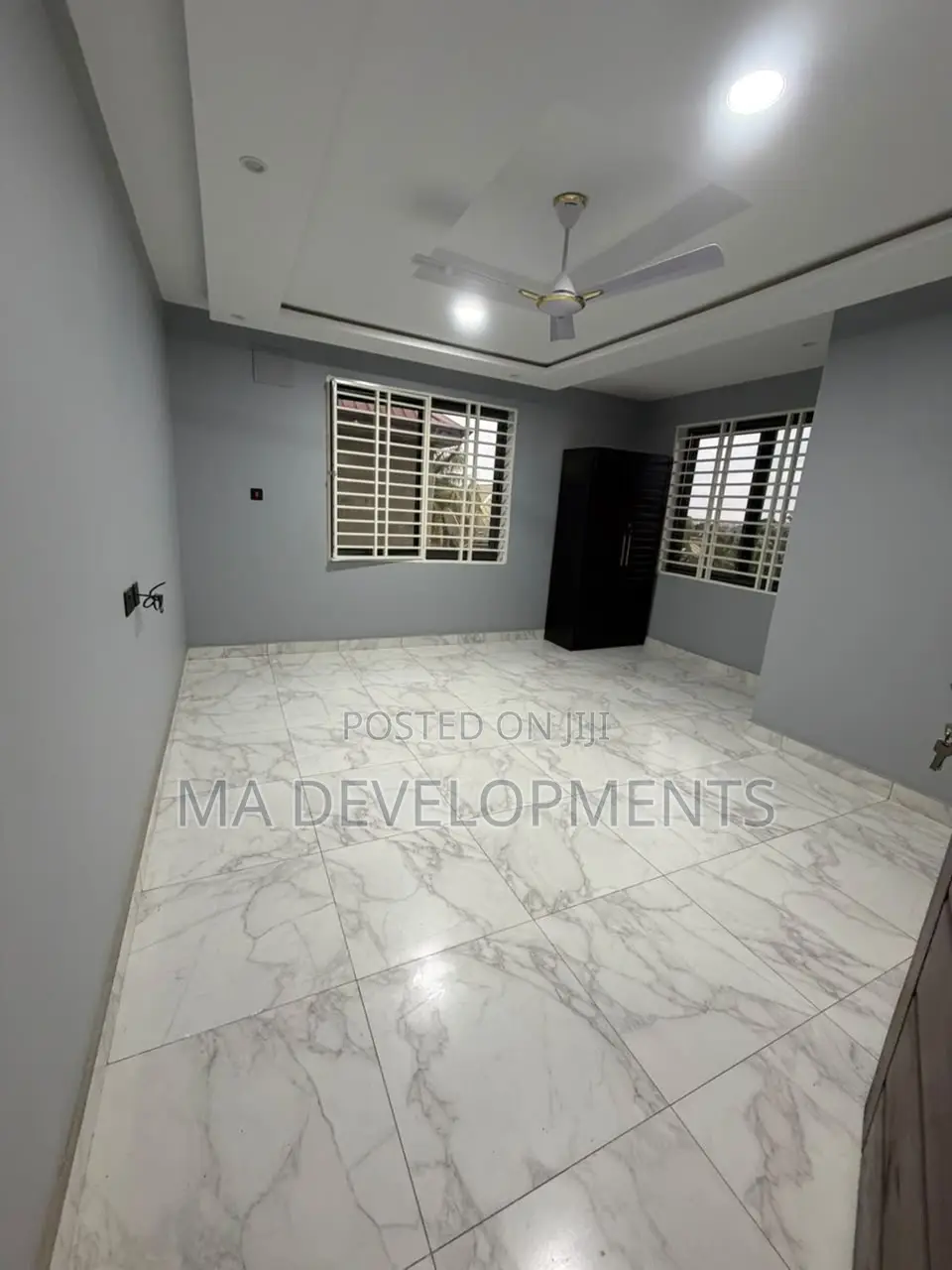 2bdrm Apartment in Madev Realty, Ofankor for rent