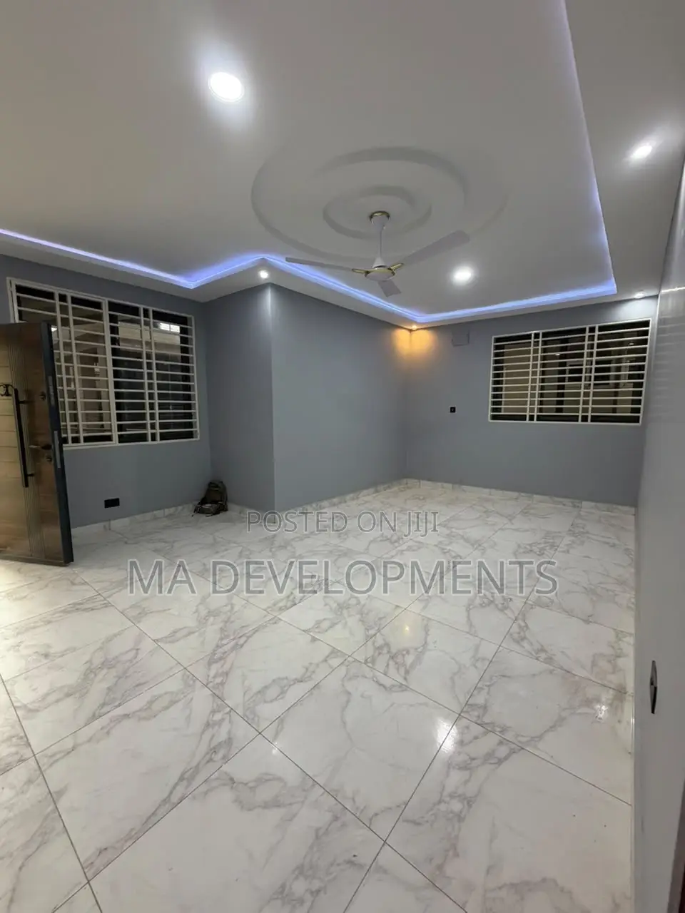 2bdrm Apartment in Madev Realty, Ofankor for rent