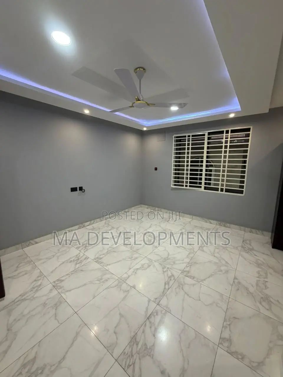 2bdrm Apartment in Madev Realty, Ofankor for rent