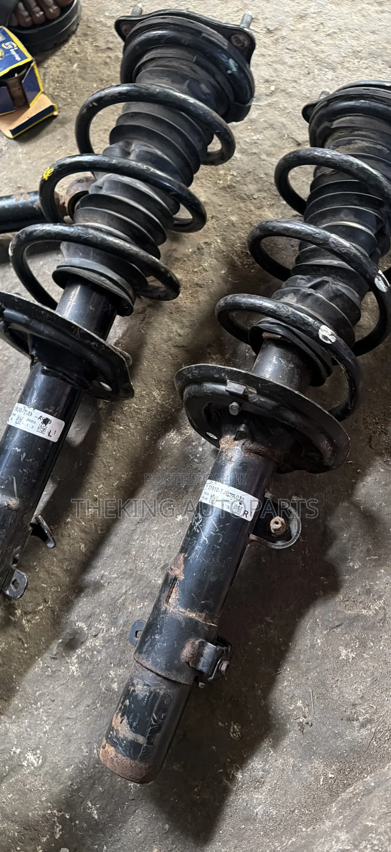Acura RDX Front Shocks Absorber