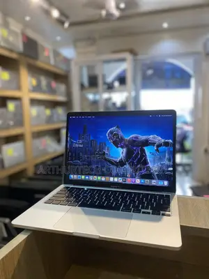Laptop Apple MacBook Pro 2020 8GB Intel Core i5 SSD 256GB
