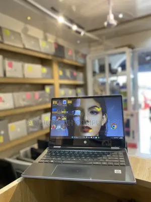 Laptop HP Pavilion 14 x360 2-in-1 8GB Intel Core i3 SSD 256GB