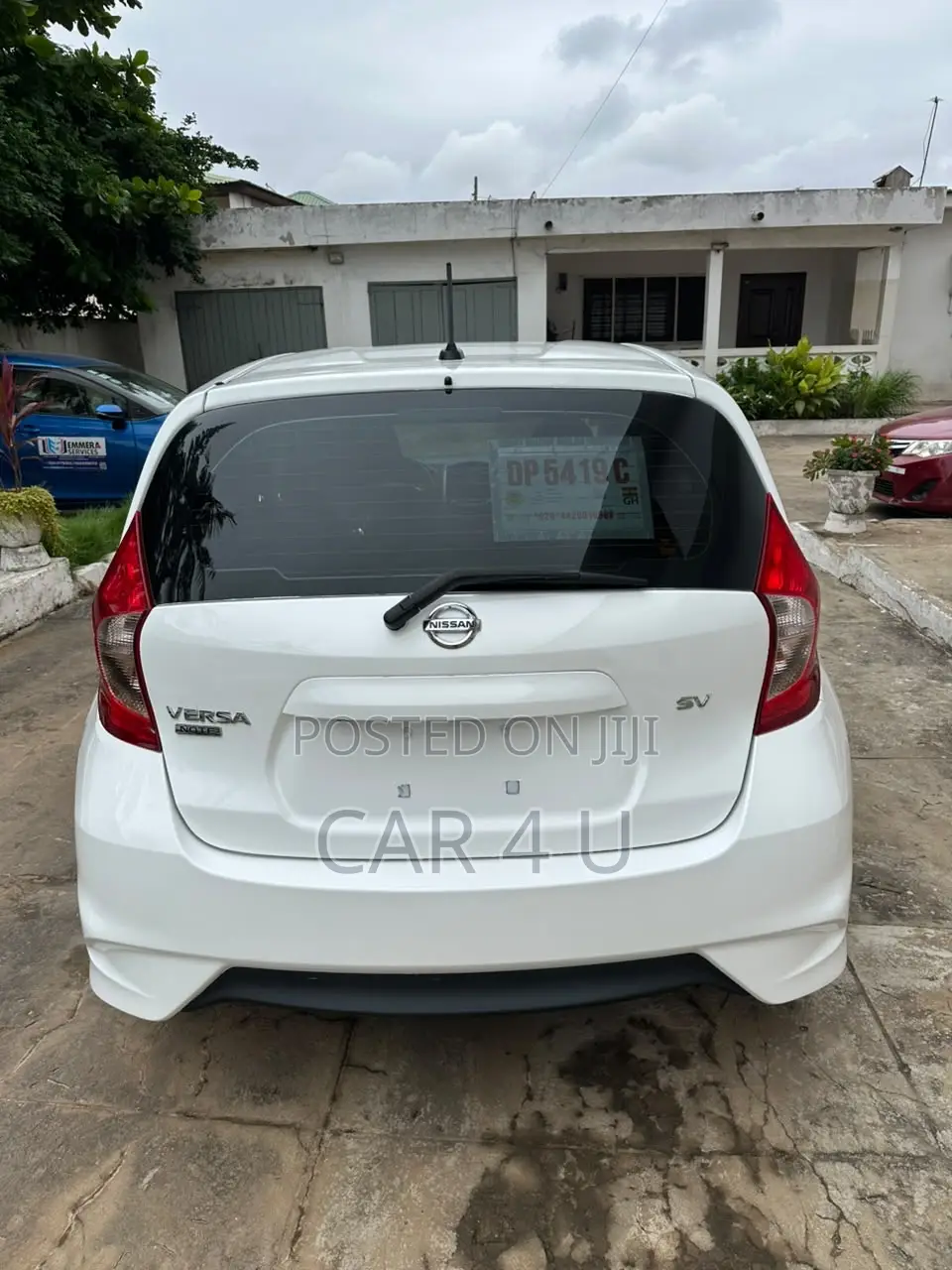 Nissan Versa 1.6 SV 2018 White