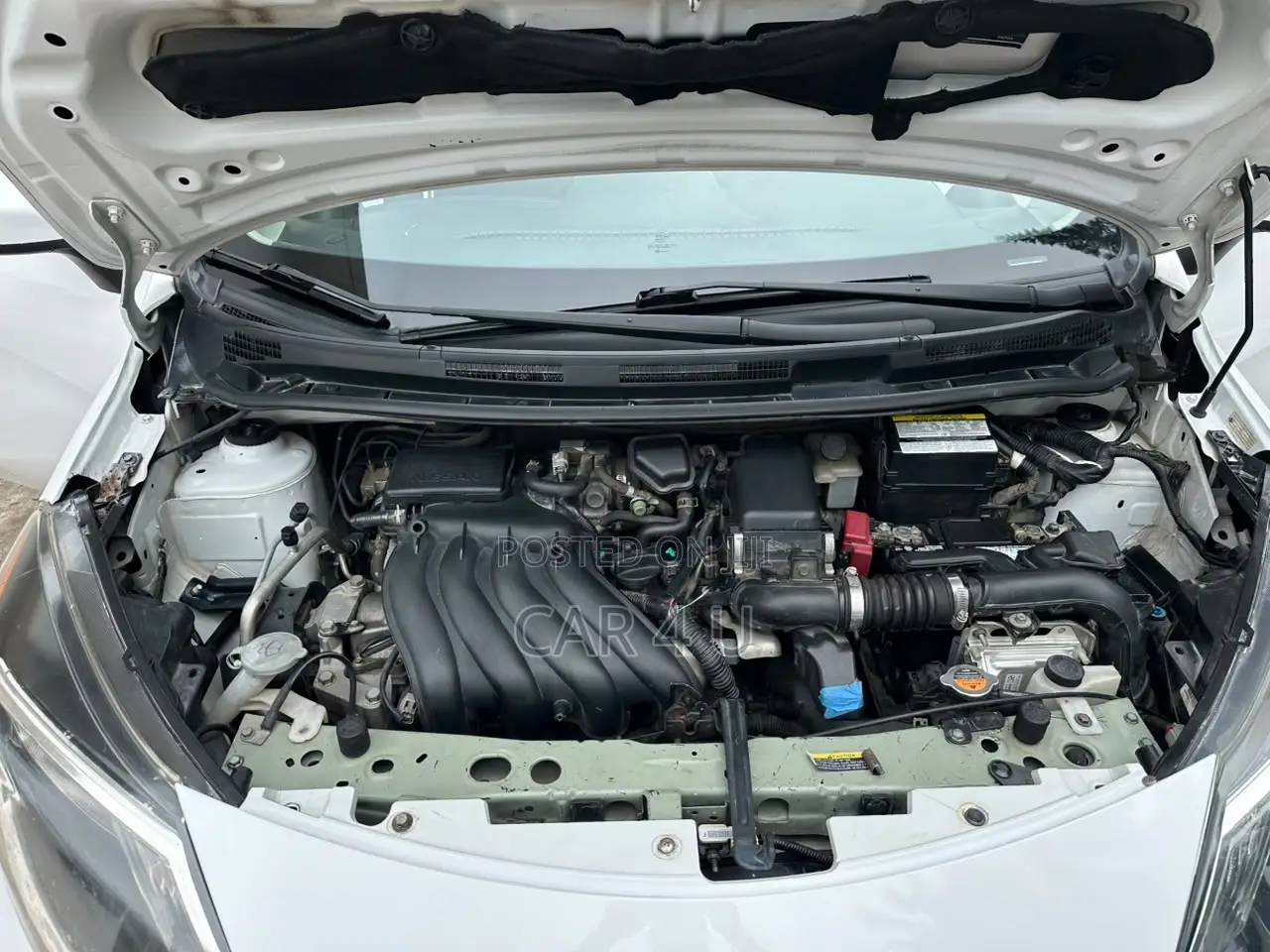 Nissan Versa 1.6 SV 2018 White