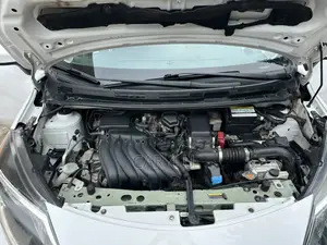 Nissan Versa 1.6 SV 2018 White