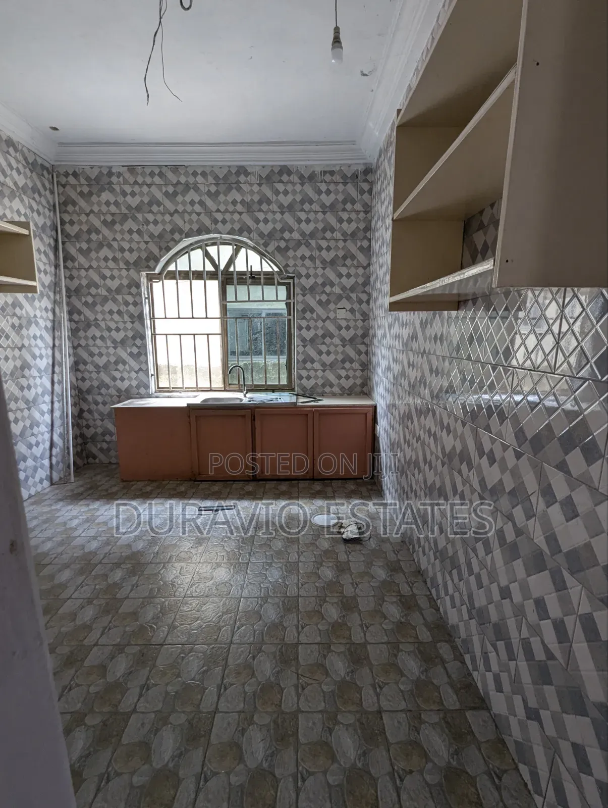1bdrm Apartment in Kwadaso Hilltop, Kumasi Metropolitan for rent