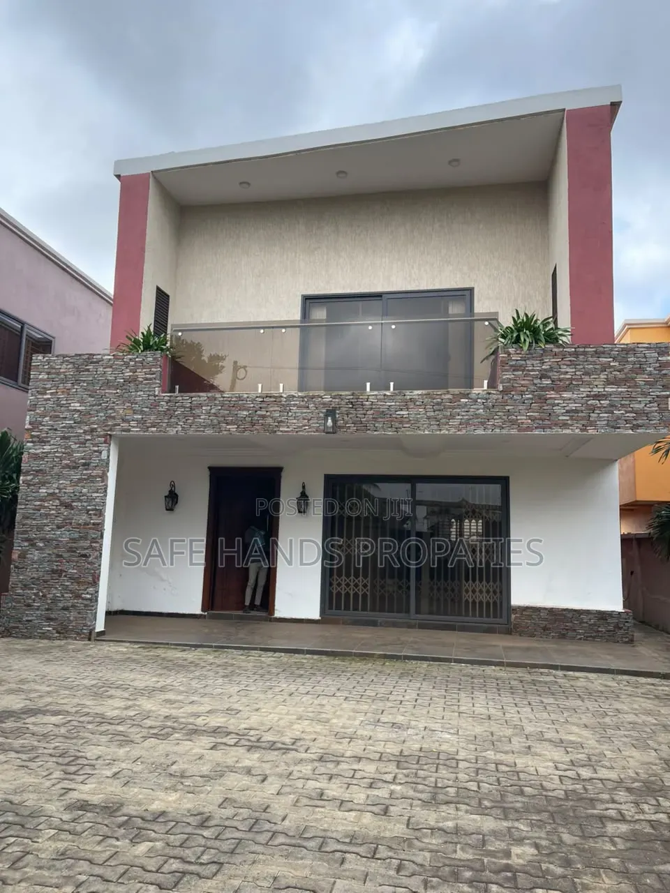 3bdrm House in Ashaley Botwe, Accra Metropolitan for sale