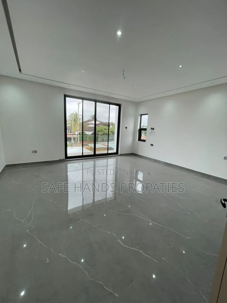 3bdrm House in Ashaley Botwe, Accra Metropolitan for sale