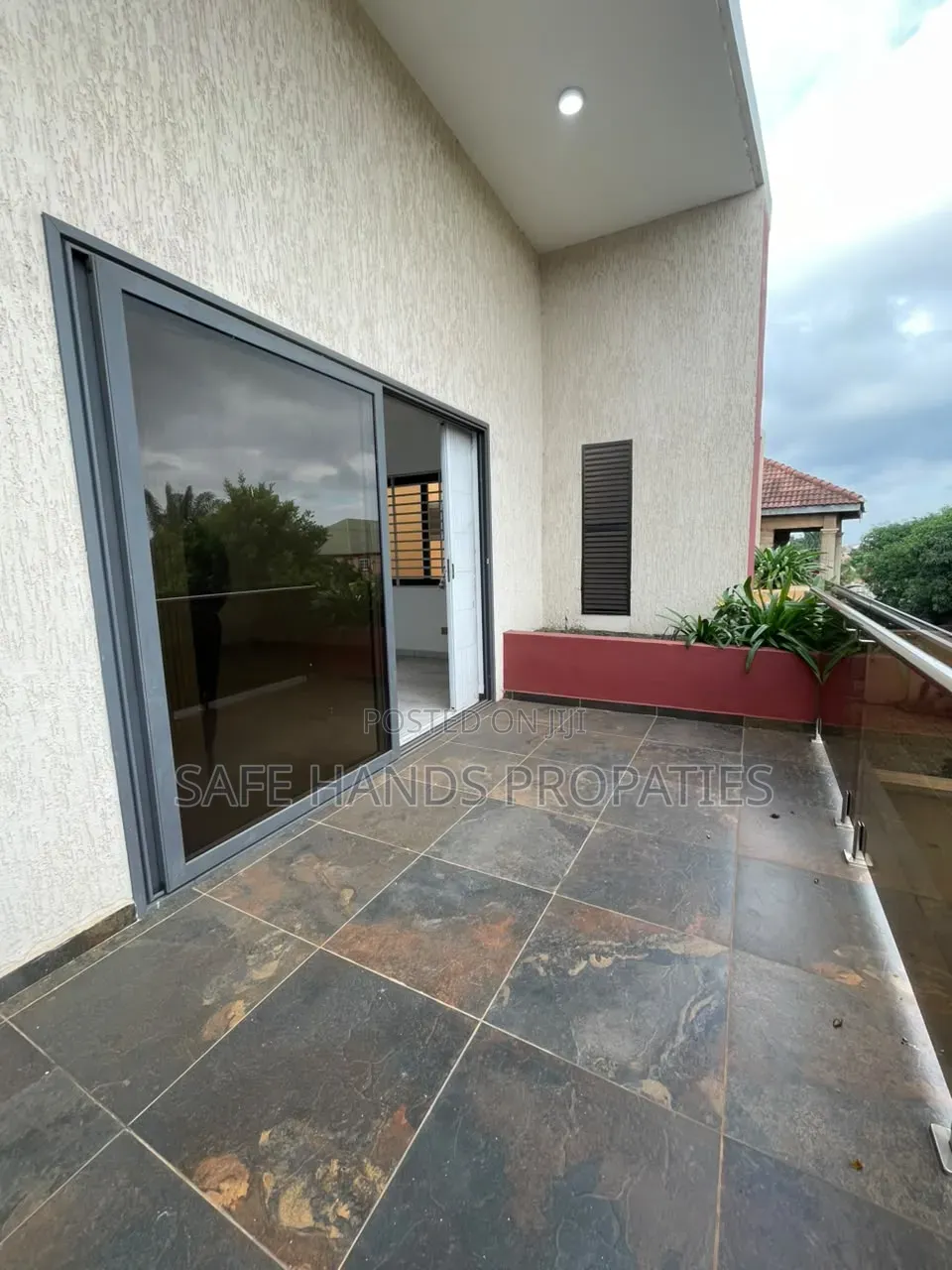3bdrm House in Ashaley Botwe, Accra Metropolitan for sale