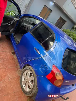 Toyota Vitz 2009 Blue
