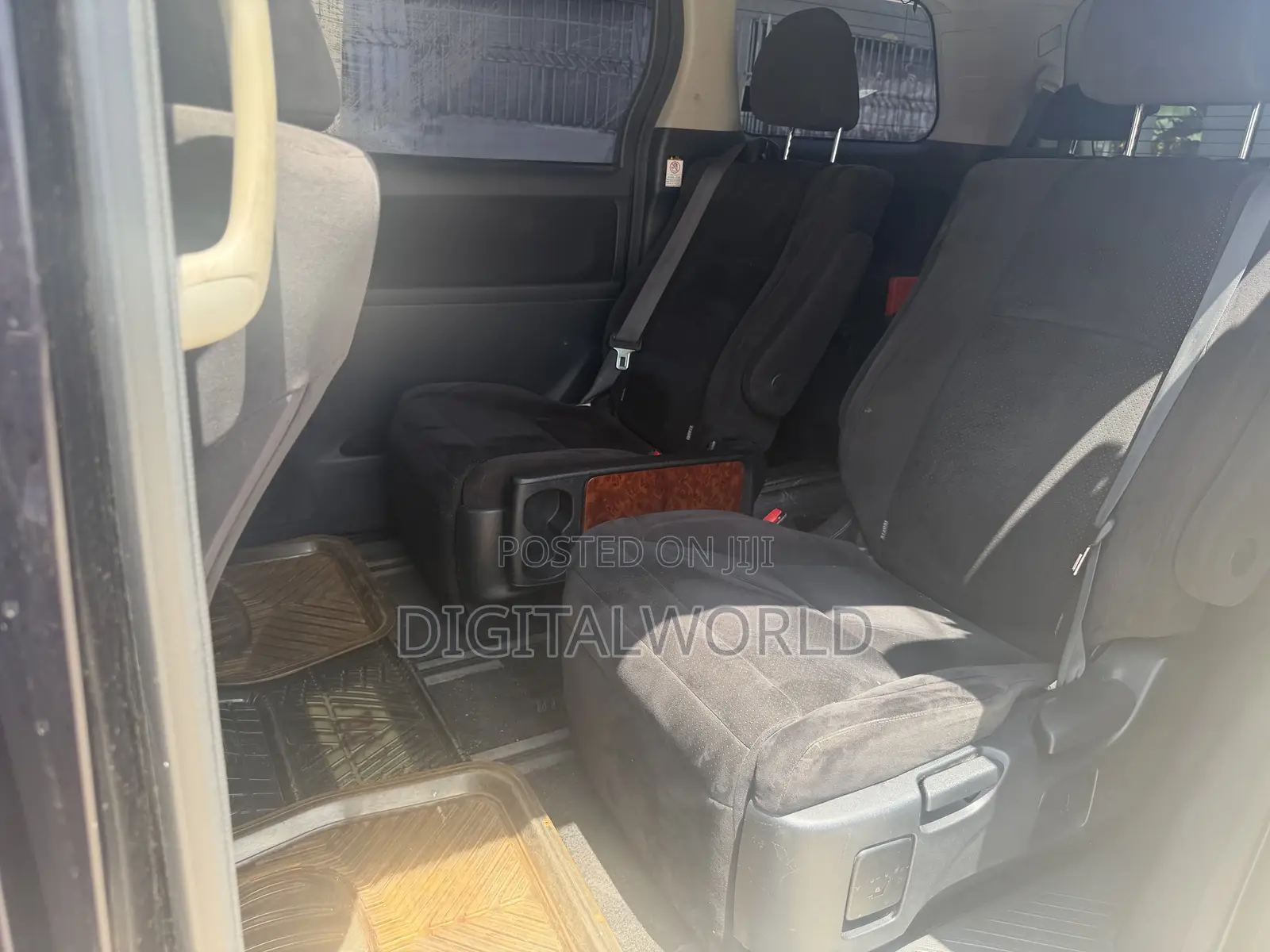 Toyota Vellfire 2013 Burgundy