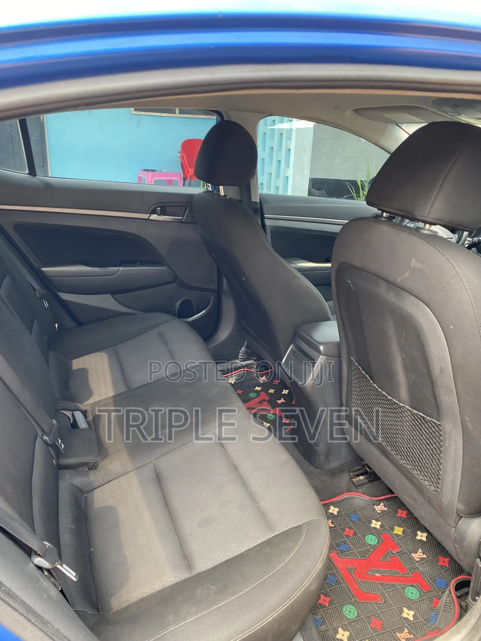 Hyundai Elantra SE Sedan FWD (2.0L 4cyl 6M) 2017 Blue