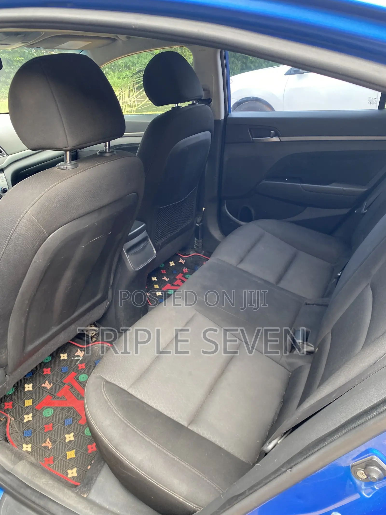 Hyundai Elantra SE Sedan FWD (2.0L 4cyl 6M) 2017 Blue