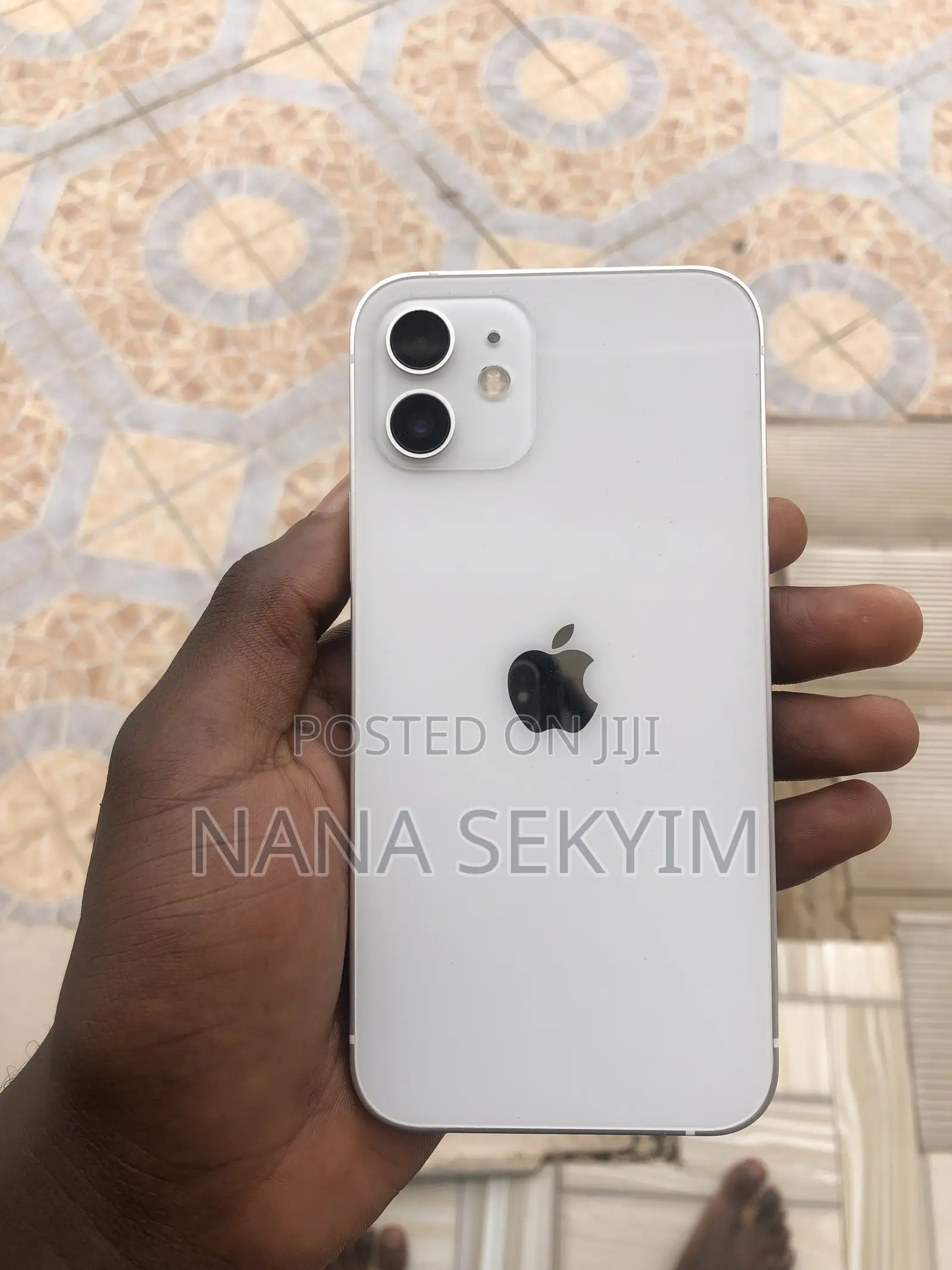 Apple iPhone 12 64 GB White