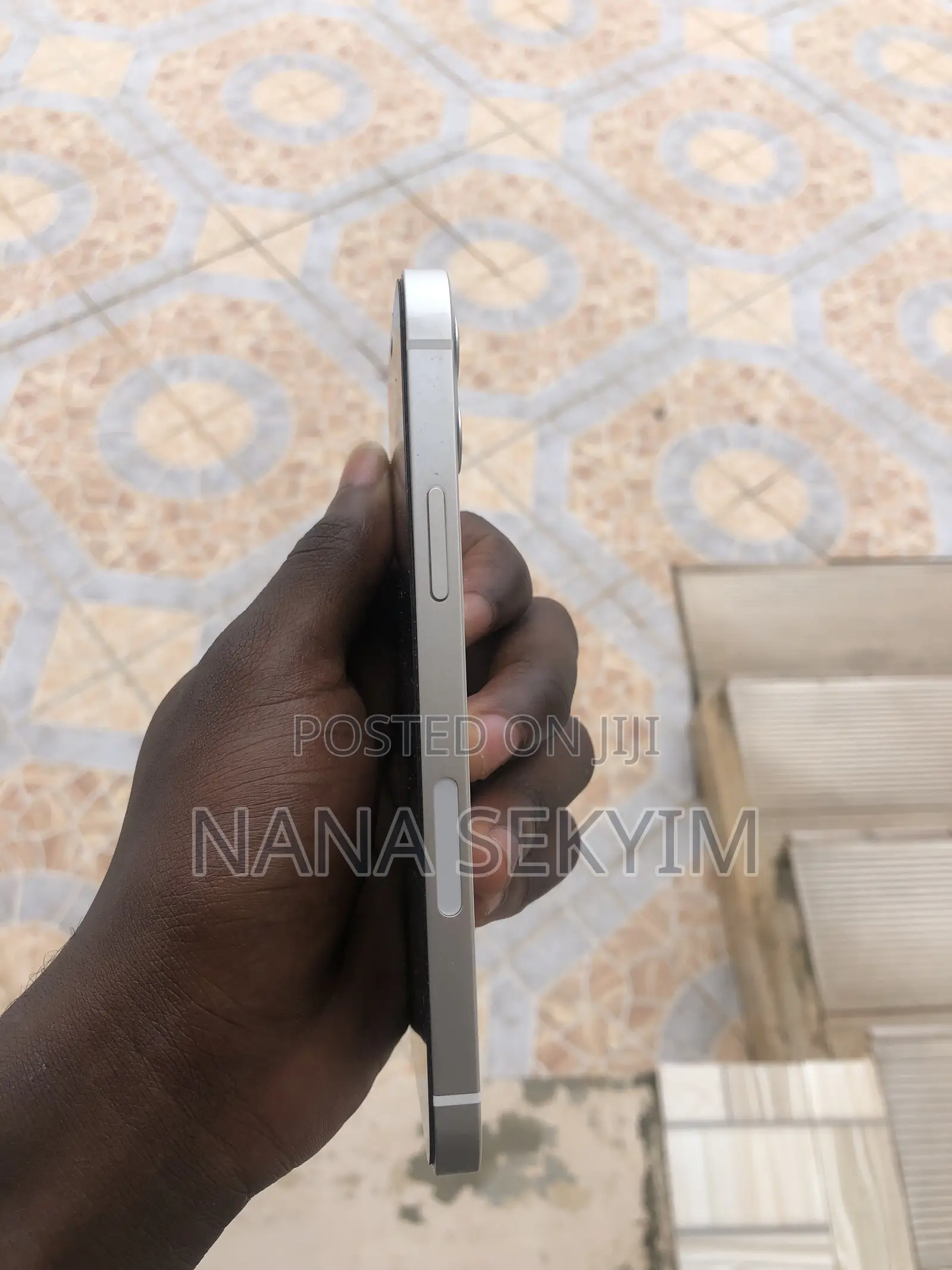 Apple iPhone 12 64 GB White
