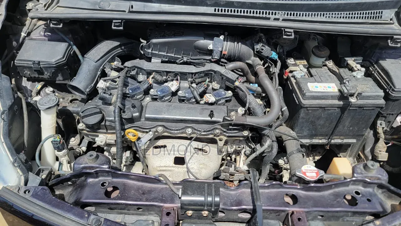 Toyota Vitz 2012