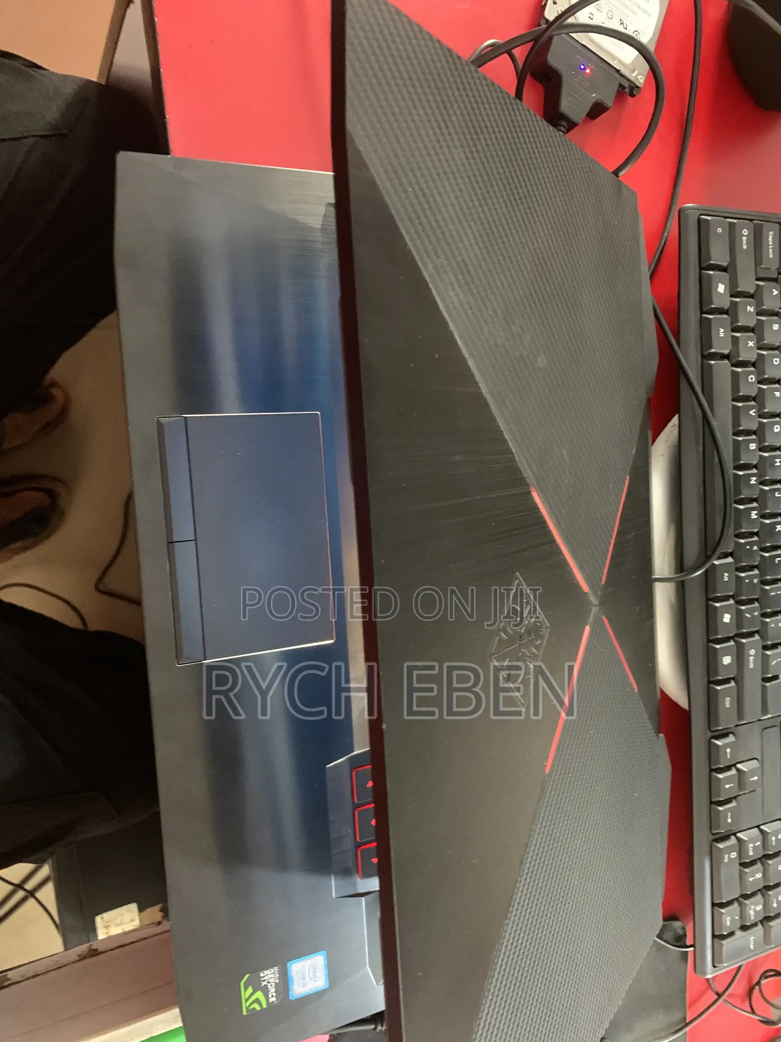 Laptop HP Omen 15 16GB Intel Core i5 HDD+SSD 512GB