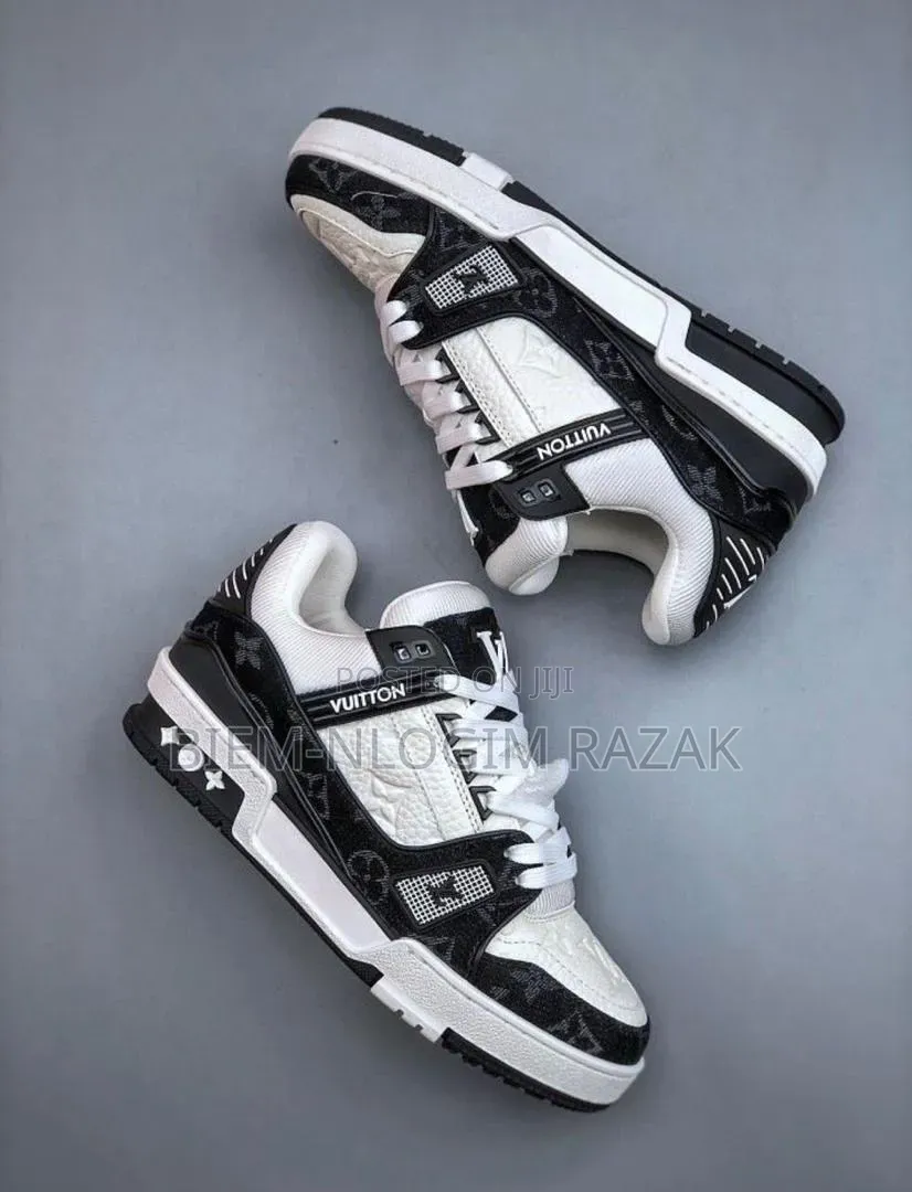Suoer Quality Luiz Vuitton Brand Sneakers Available