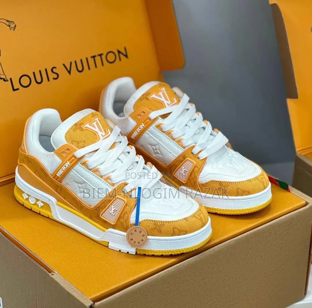 Suoer Quality Luiz Vuitton Brand Sneakers Available