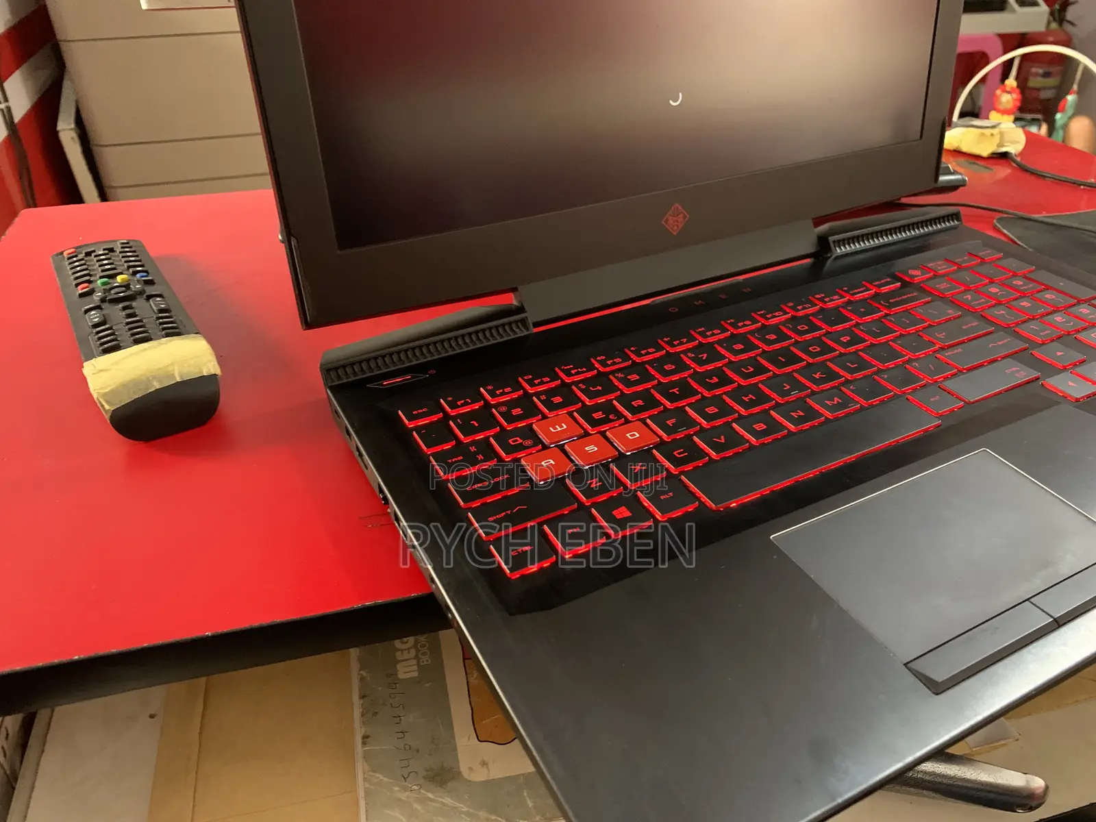 Laptop HP Omen 15 16GB Intel Core i5 HDD+SSD 512GB