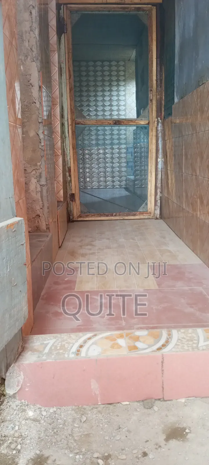 1bdrm Apartment in School Junction for rent