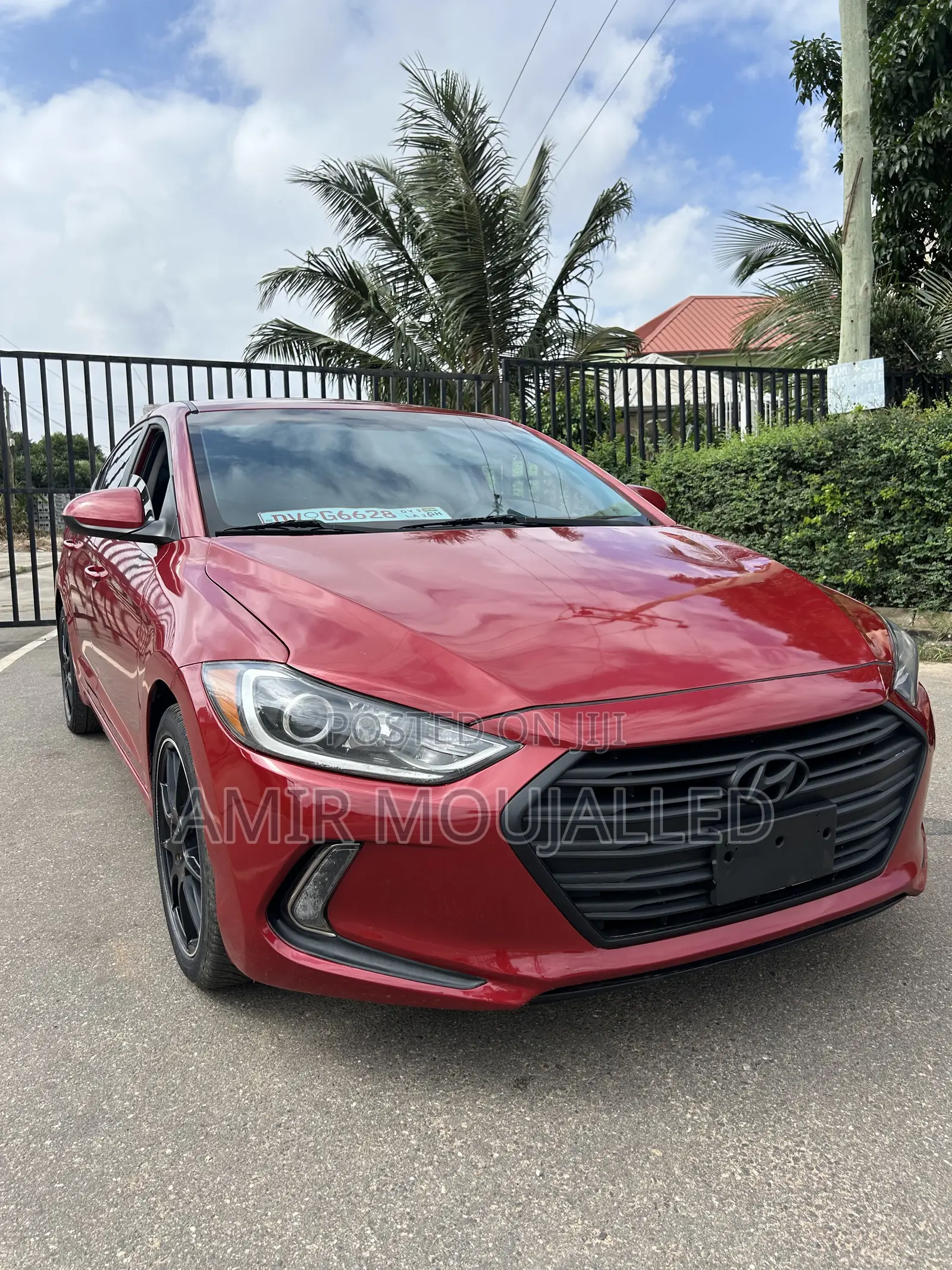 Hyundai Elantra Limited Sedan FWD (2.0L 4cyl 6A) 2017 Red