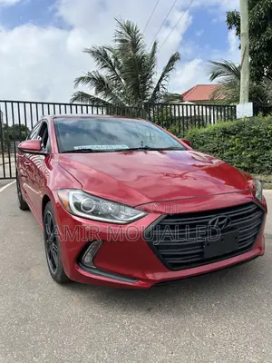 Hyundai Elantra Limited Sedan FWD (2.0L 4cyl 6A) 2017 Red