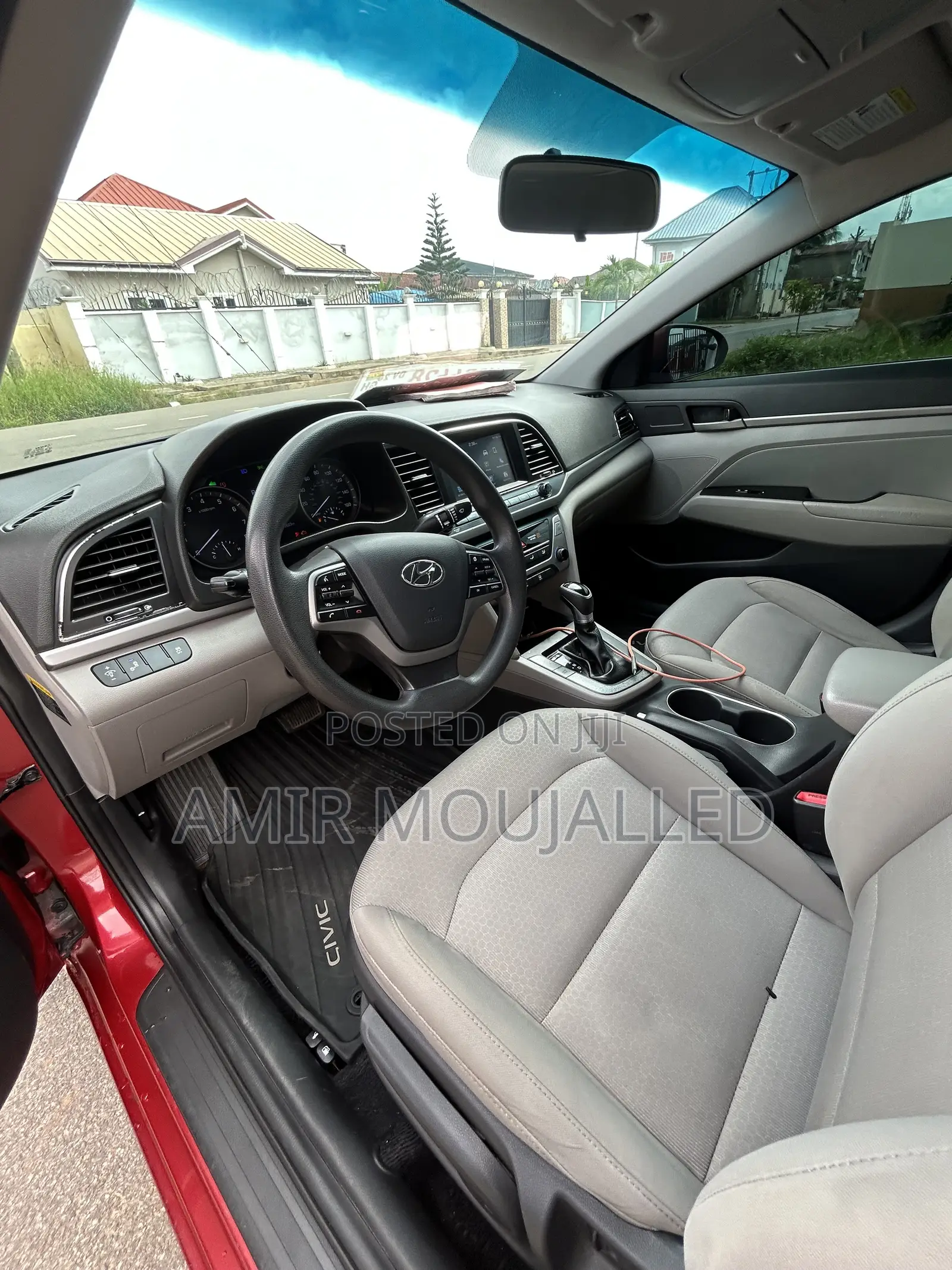 Hyundai Elantra Limited Sedan FWD (2.0L 4cyl 6A) 2017 Red