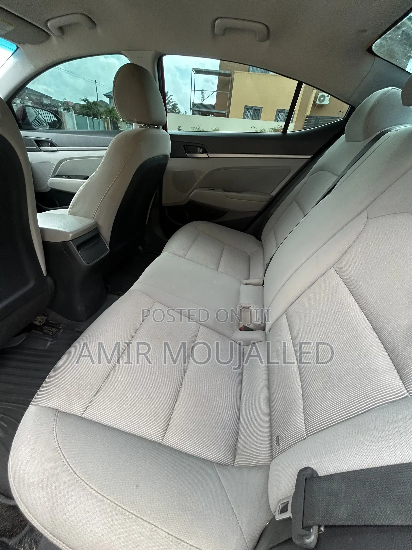 Hyundai Elantra Limited Sedan FWD (2.0L 4cyl 6A) 2017 Red
