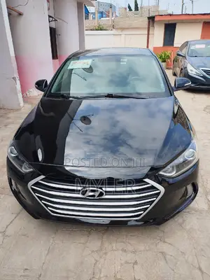 Hyundai Elantra Limited Sedan FWD (2.0L 4cyl 6A) 2017 Black