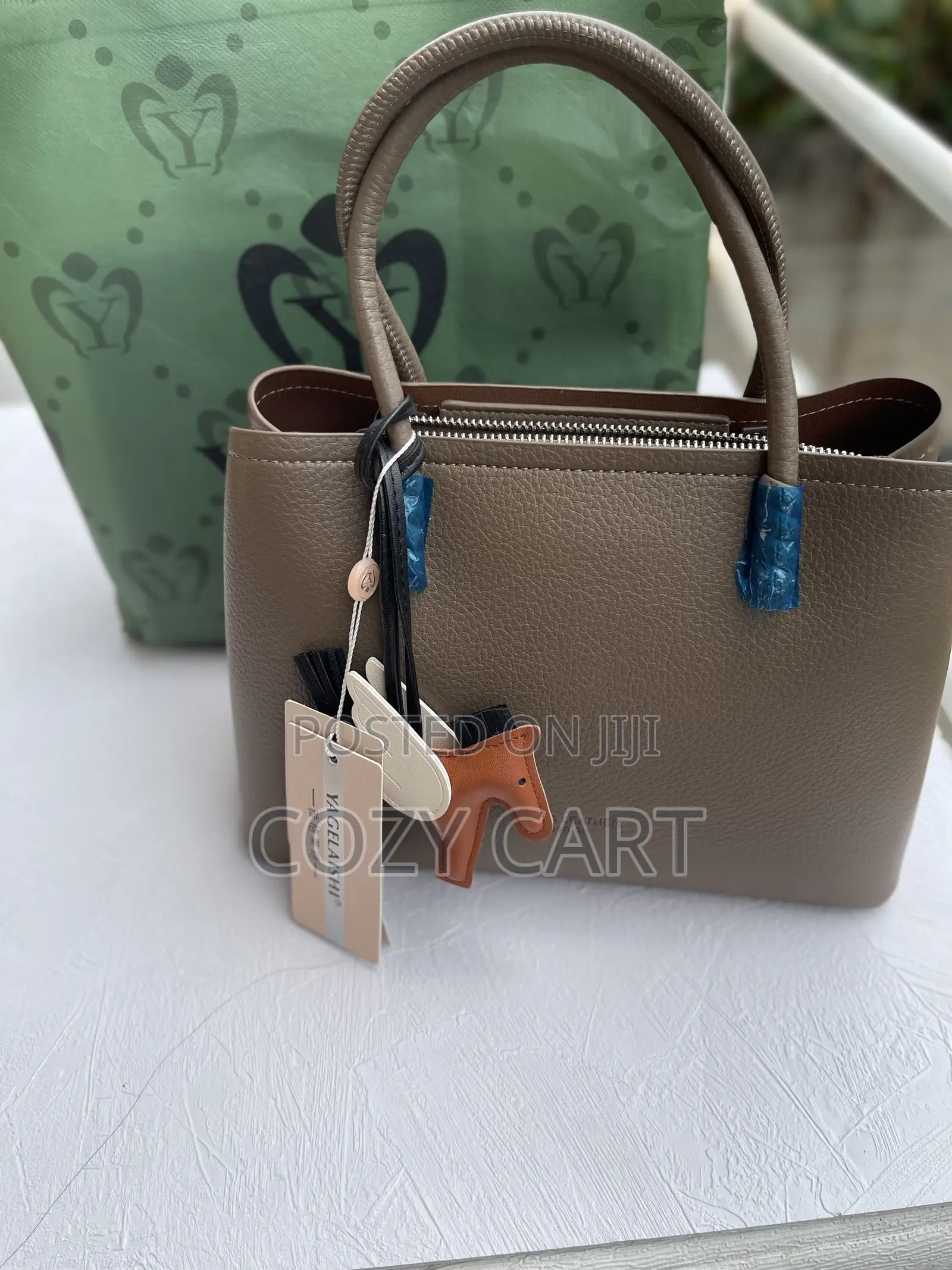 Dressing Bag