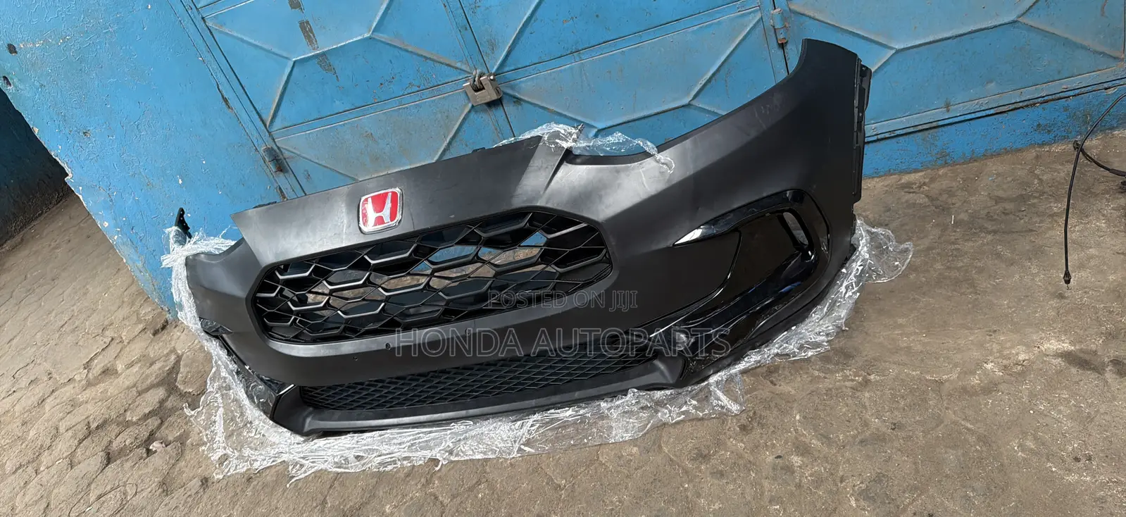 Honda Hr-v 2023,2024,2025 Front Bumper.