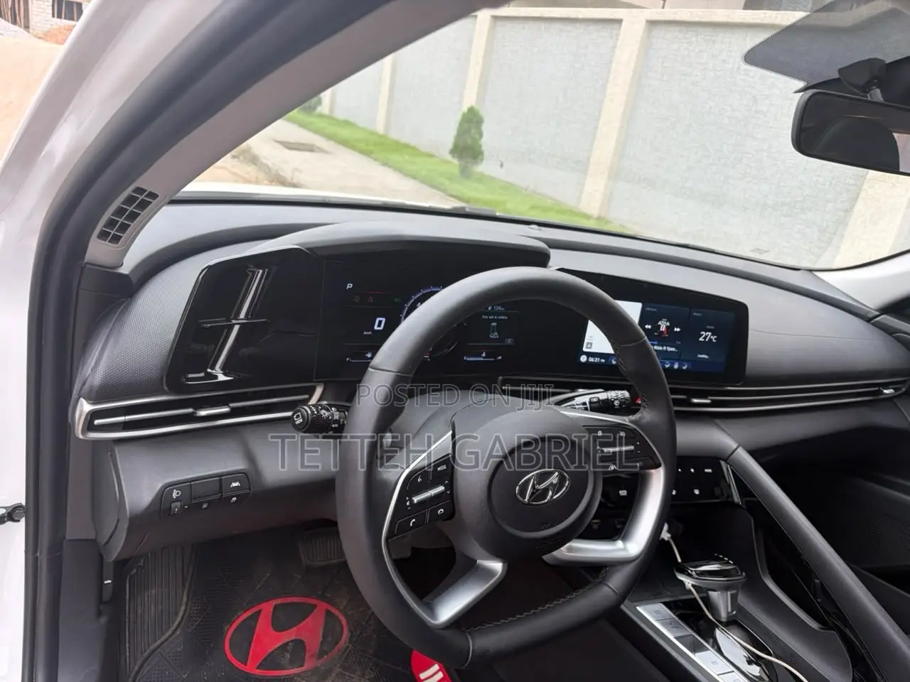 Hyundai Elantra 2023 White