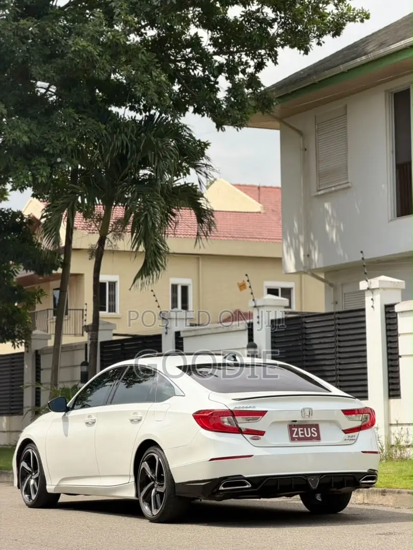Honda Accord Sport 2.0T 2021 White