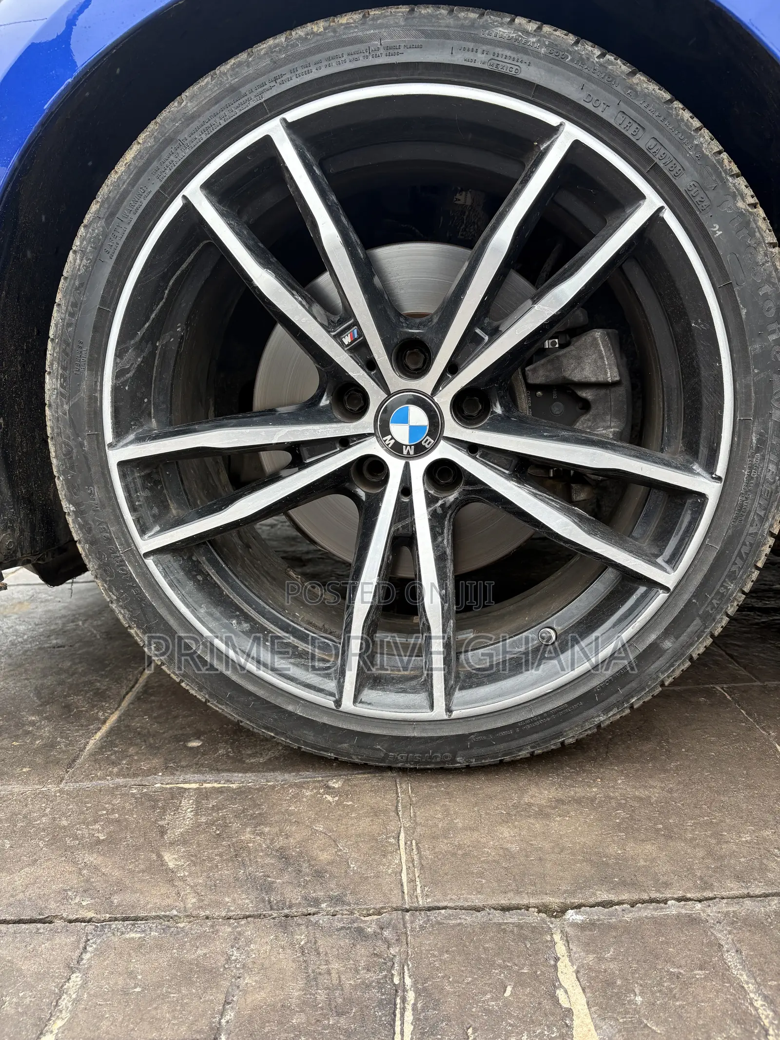 BMW 330i 2021 Blue