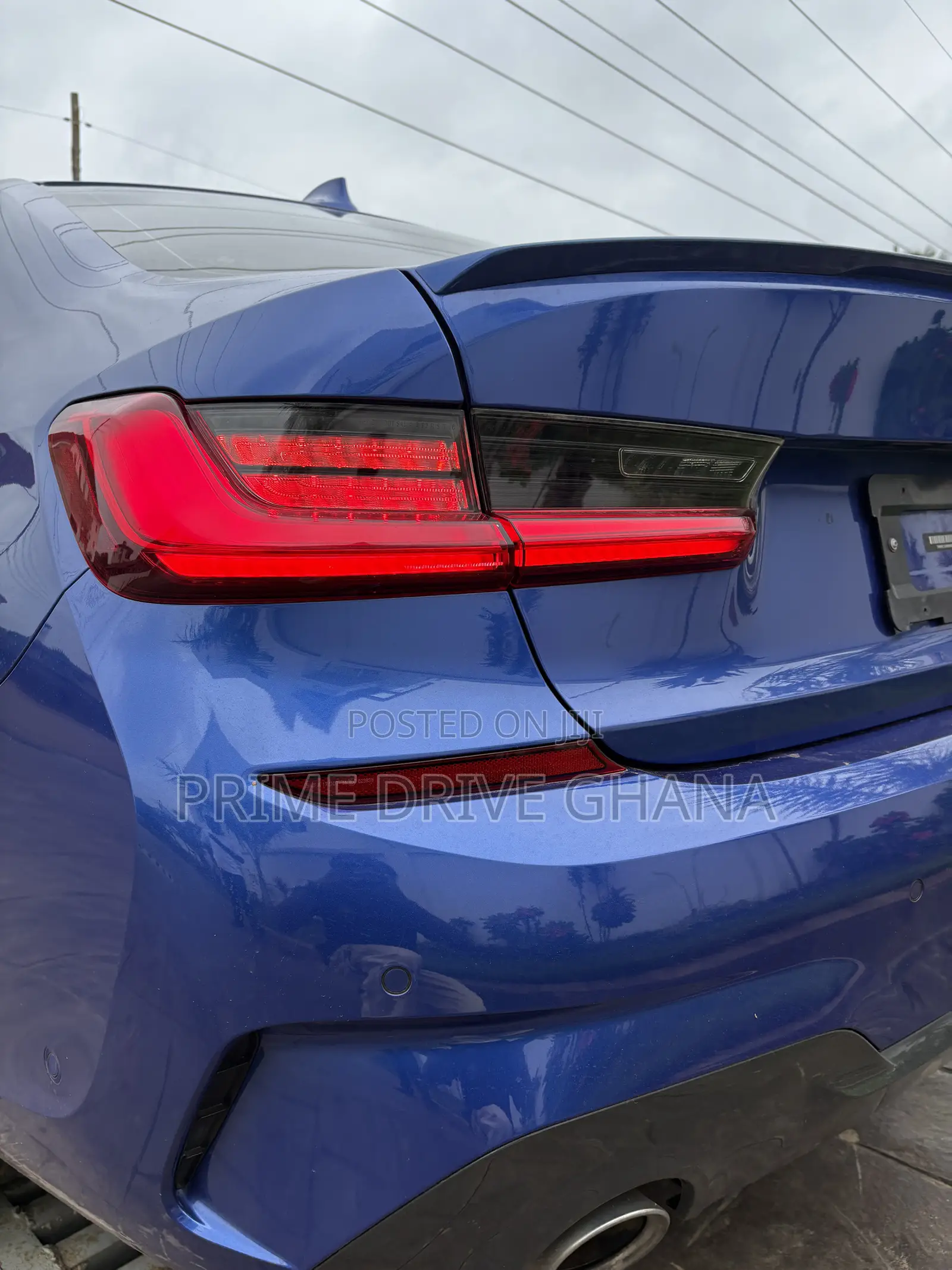 BMW 330i 2021 Blue
