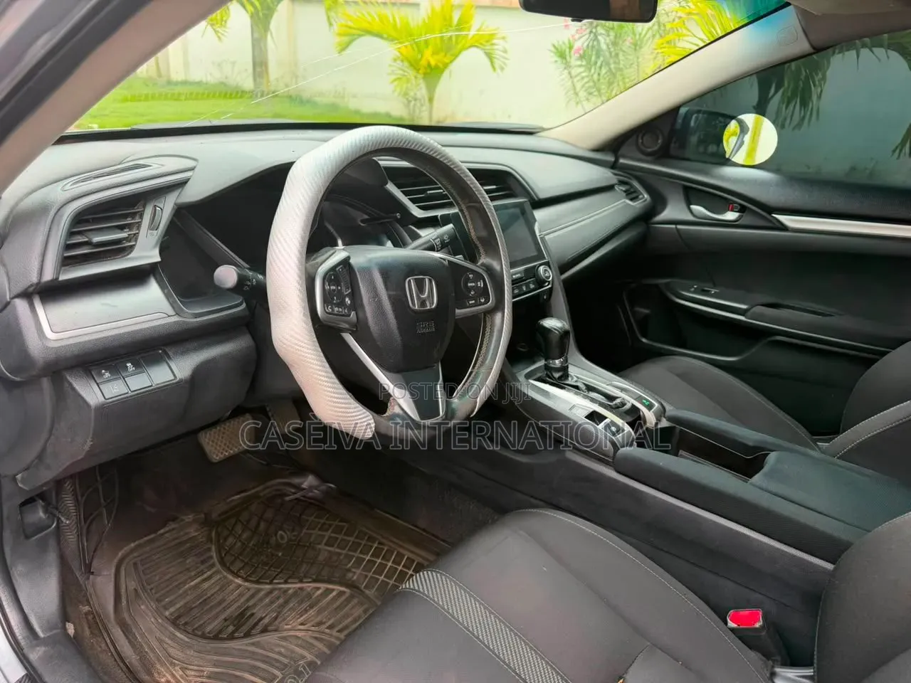 Honda Civic Touring Sedan 2018 White