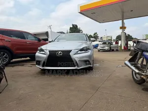 Lexus IS 2016 Silver